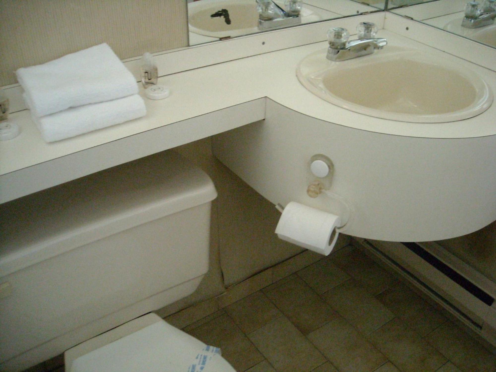 ونجويل Grand Motel Saint-Hubert المظهر الخارجي الصورة