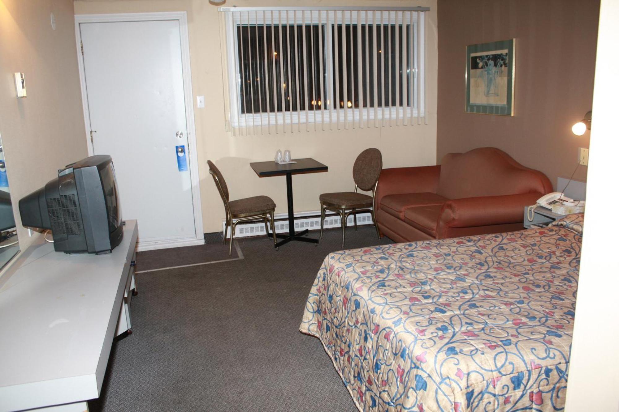 ونجويل Grand Motel Saint-Hubert الغرفة الصورة